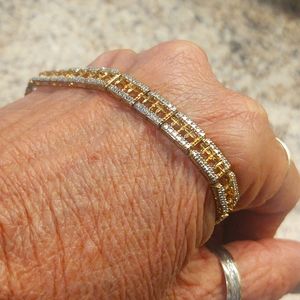 18 KT gold over sterling silver 1/10 CTTW Diamond Bracelet